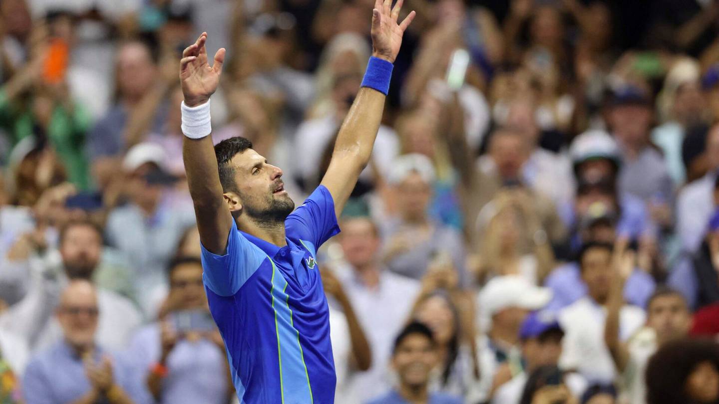 Tennis | Djokovic punnersi kärsimysten kautta voittoon: Serbin valta­kausi jatkuu vastustamattomasti