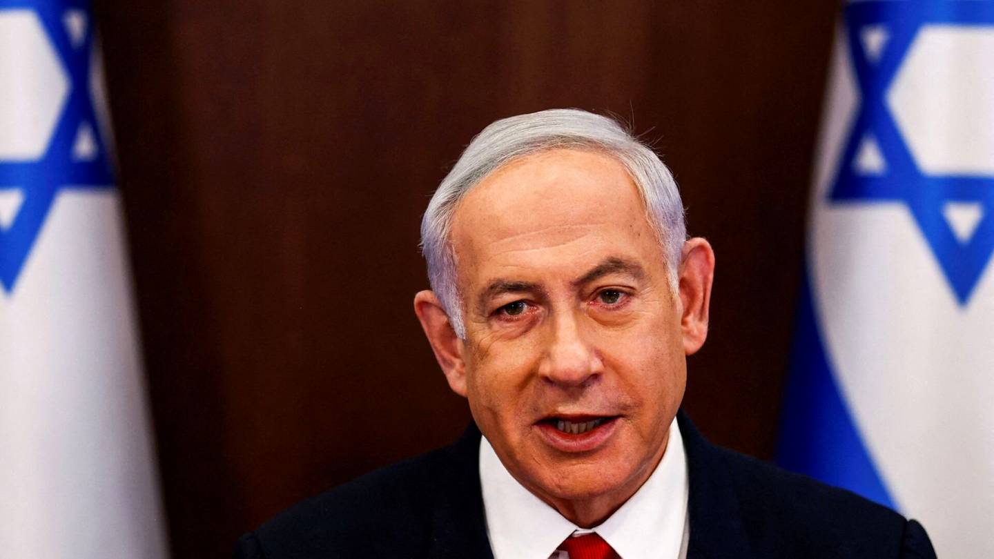 Israel | Netanjahu perui päätöksensä erottaa puolustus­ministeri