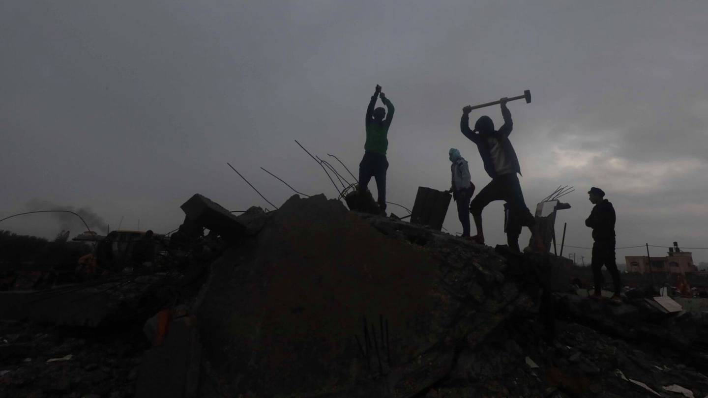 Gazan sota | BBC: Analyysin mukaan yli puolet Gazan rakennuksista on vaurioitunut tai tuhottu