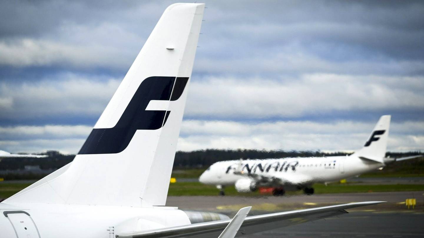 Lentoliikenne | Finnair vähentää lentovuoroja sairauspoissaolojen takia