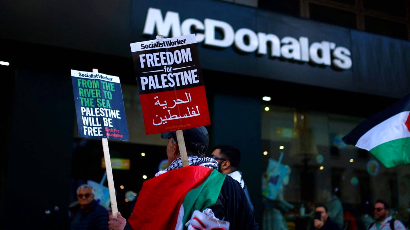 Ravintolat | McDonald's ostaa ketjunsa ravintolat Israelissa laajojen boikottien jälkeen