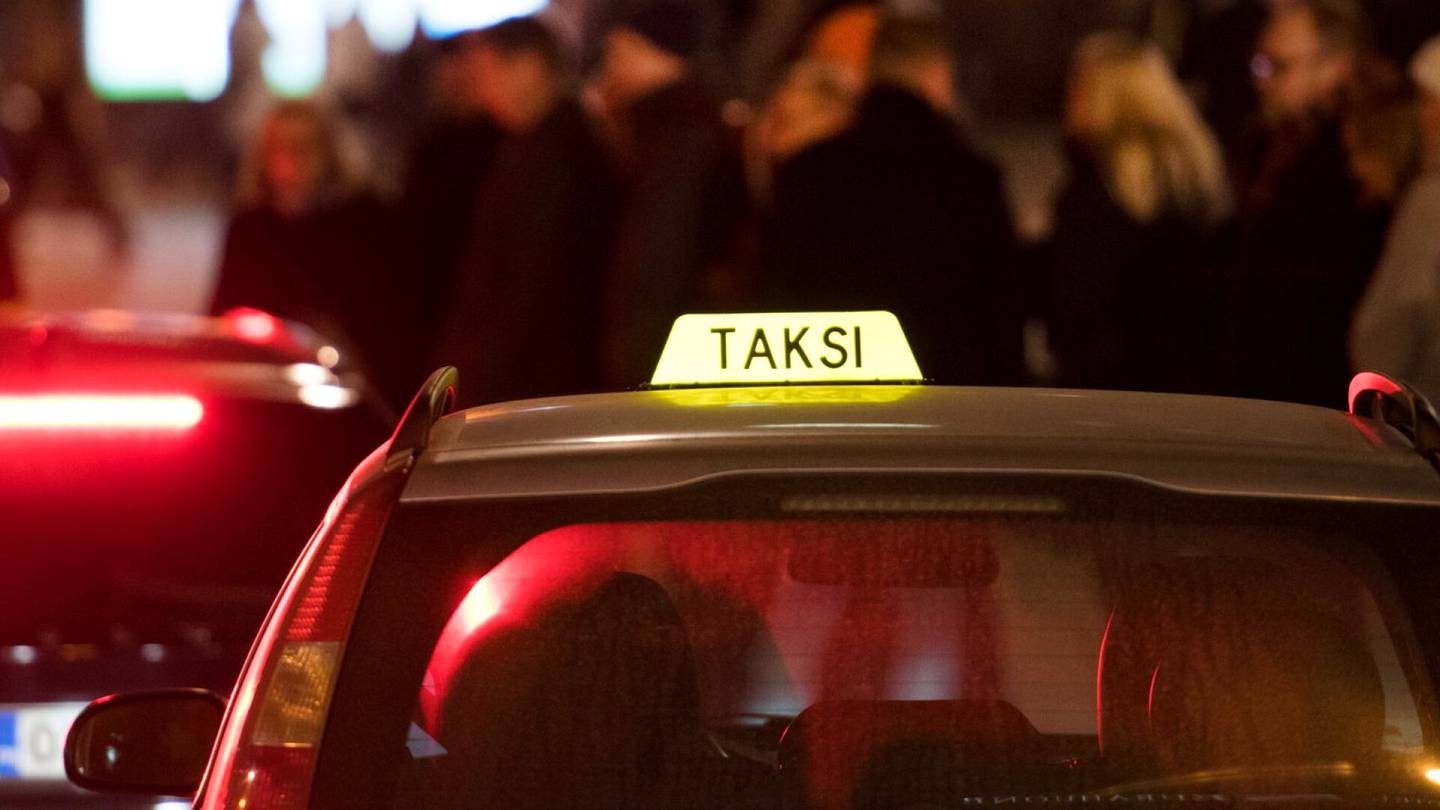 Taksiala | Taksialan korona-ahdinko alkaa viimein lähestyä loppuaan, mutta nyt edessä on uusi ongelma: ”Kuljettajapula on todellisuutta jo tällä hetkellä”