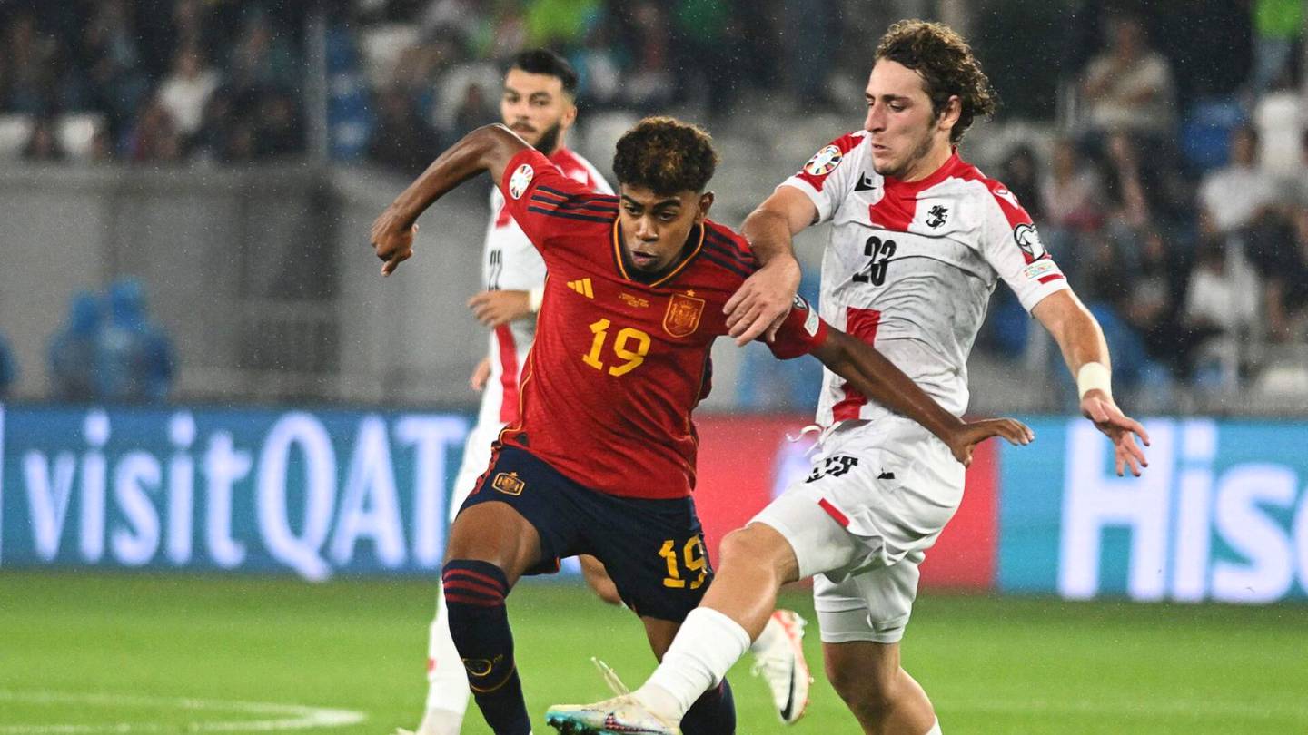 Jalkapallo | Lamine Yamal, 16, debytoi Espanjan paidassa kaikkien aikojen nuorimpana ja teki heti maalin
