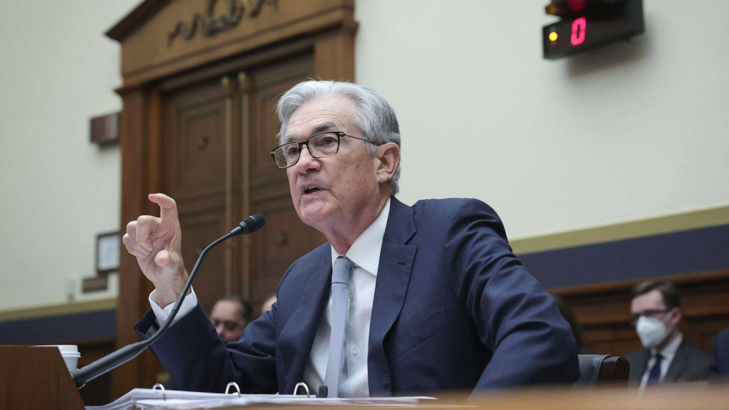 Rahapolitiikka | Yhdysvaltain keskus­pankin pää­johtaja Powell kannattaa koron­nostoa maaliskuussa