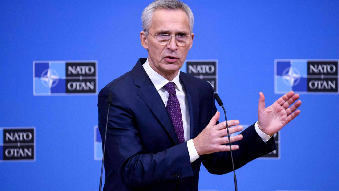 Aseet | Nato-maat lupaavat ammus­tuotannon kasvua, Stoltenberg: ”Sillä on suunnaton merkitys”