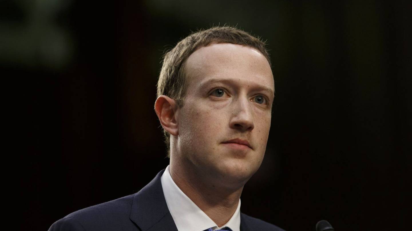 Teknologiayhtiöt | Facebookin emoyhtiö irtisanoo yli 11 000 työntekijää