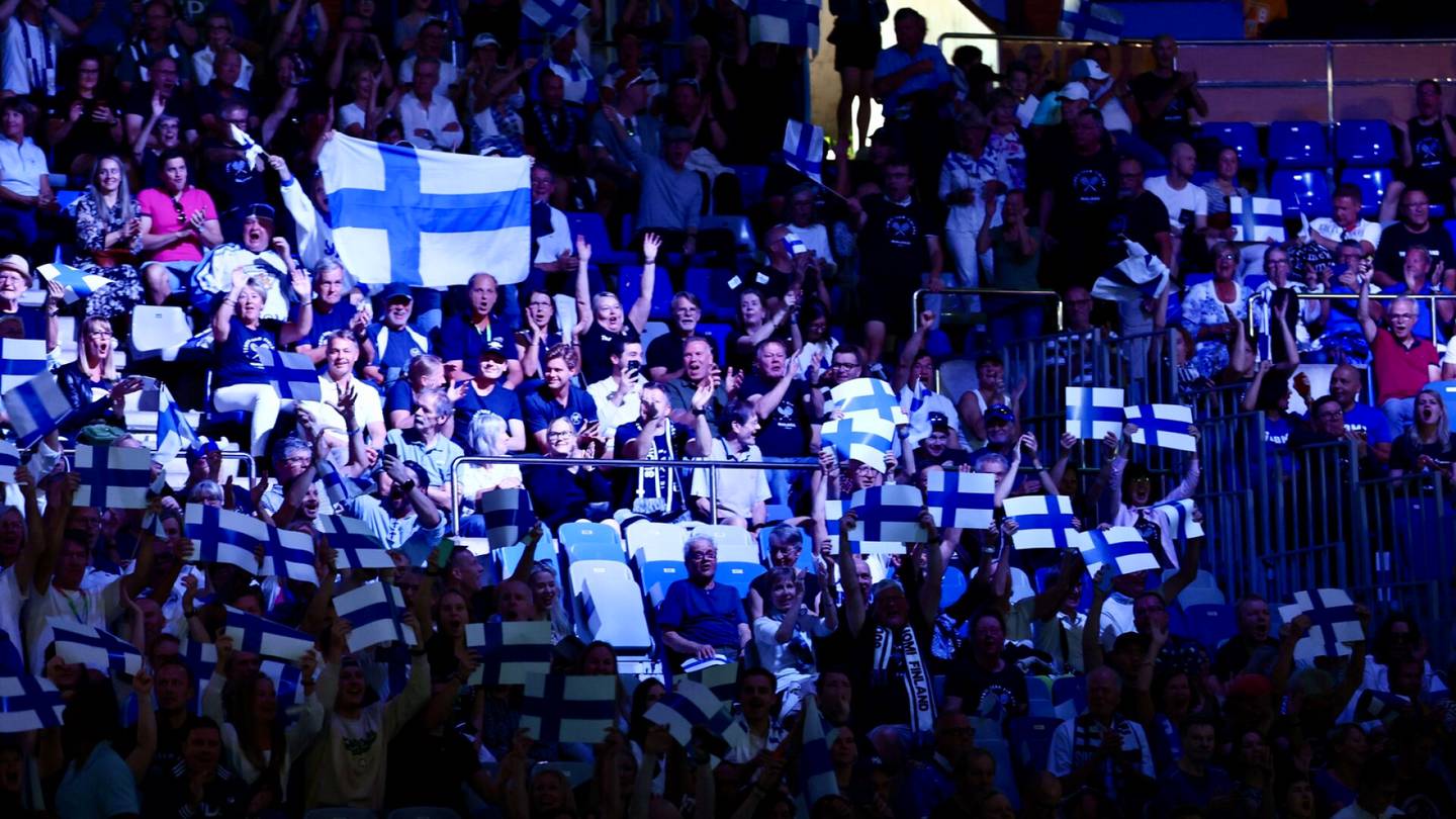 Tennis | Tältä näytti, kun tuhannet suomalaiset valtasivat Málagan: ”Tämä ei ole enää vain tennistä, vaan jotain suurempaa”