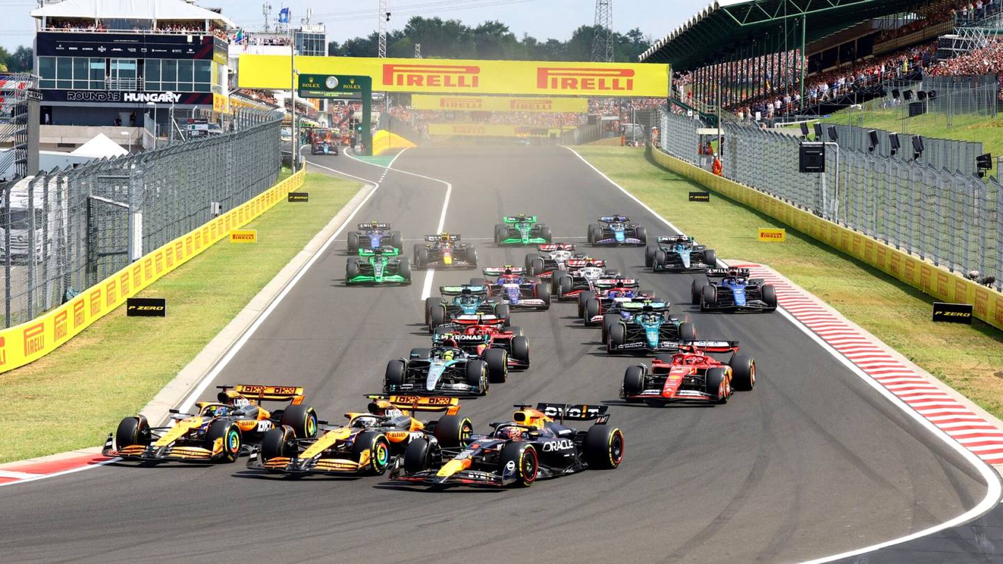 Formula 1 | F1-sarjaan uusi voittaja dramaattisten vaiheiden jälkeen – Verstappen törmäsi Hamiltoniin