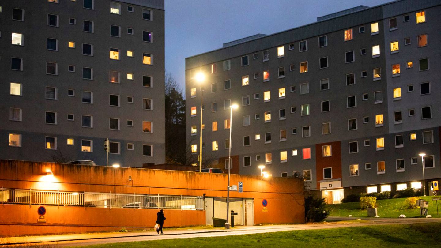Asuntomarkkinat | Asuntojen hinnat rojahtivat laskuun Ruotsissa – Tukholmassa hinnat ovat tulleet alas yli kahdeksan prosenttia kolmessa kuukaudessa