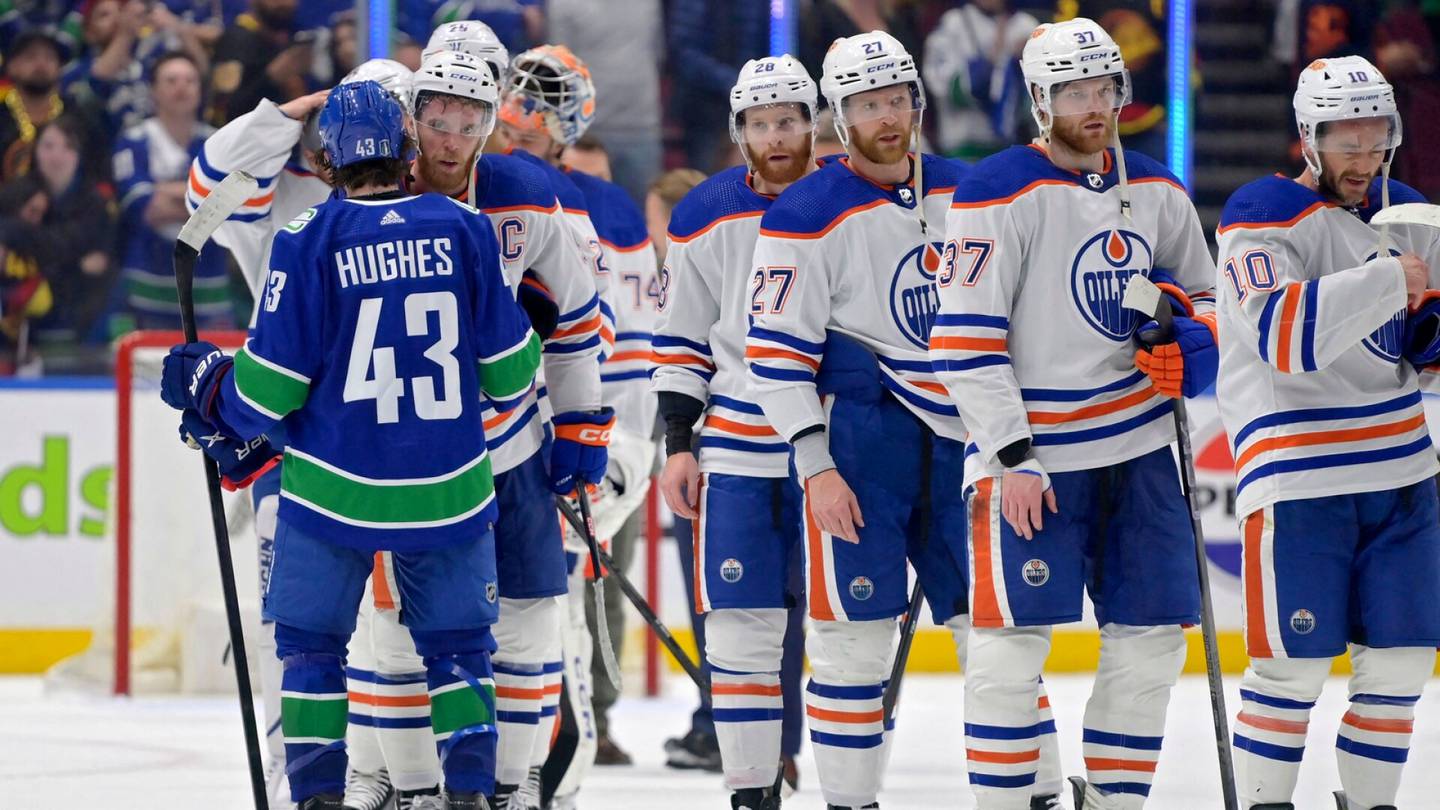 Jääkiekko | NHL:ssä jäljellä enää neljä parasta – Edmonton voitti dramaattisen ratkaisu­ottelun
