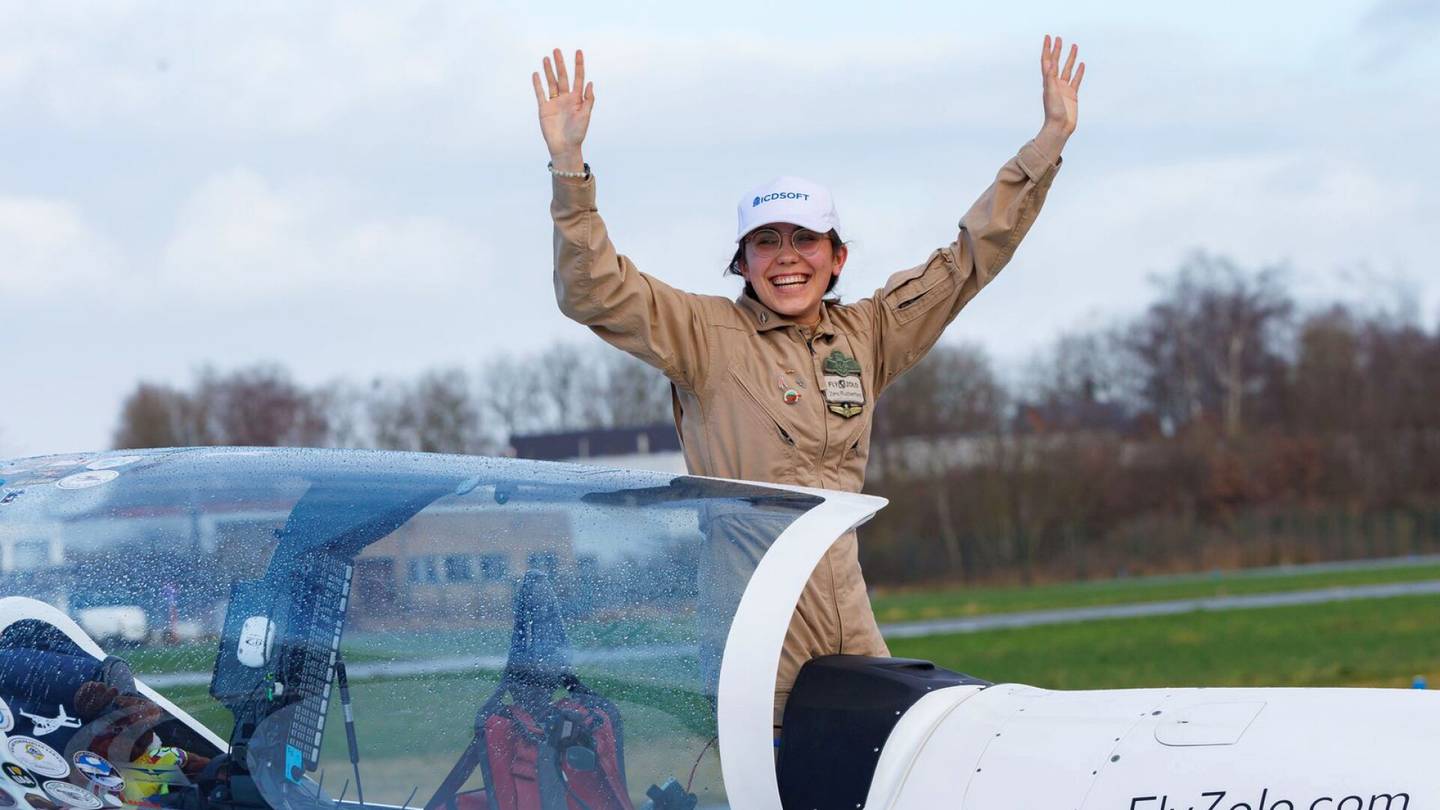 Lentäminen | Vain 19-vuotias Zara Rutherford teki historiaa ja lensi nuorimpana naisena maailman ympäri