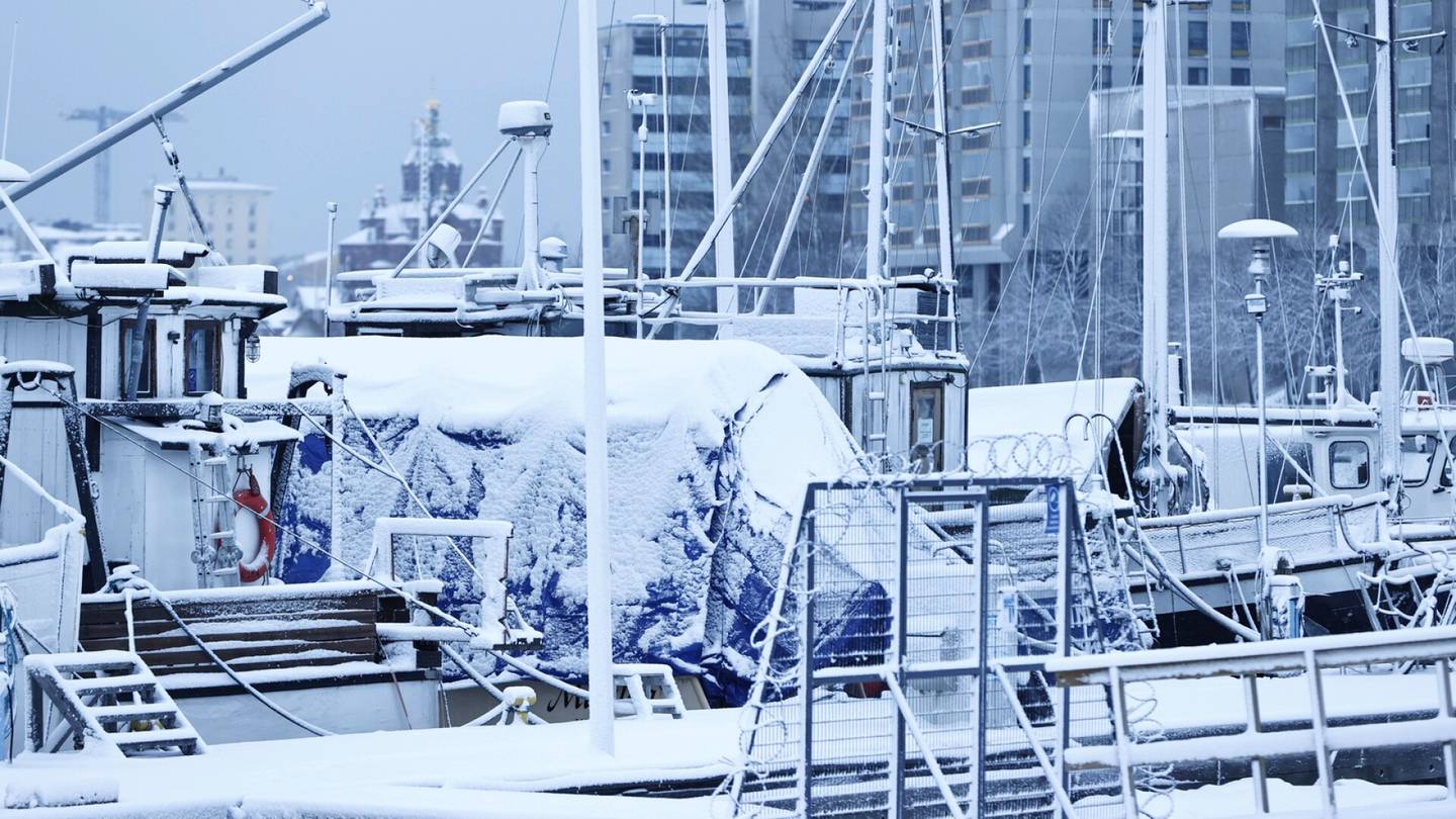 Veneily | Helsinki ajaa veneiden talvi­säilytystä Porvooseen