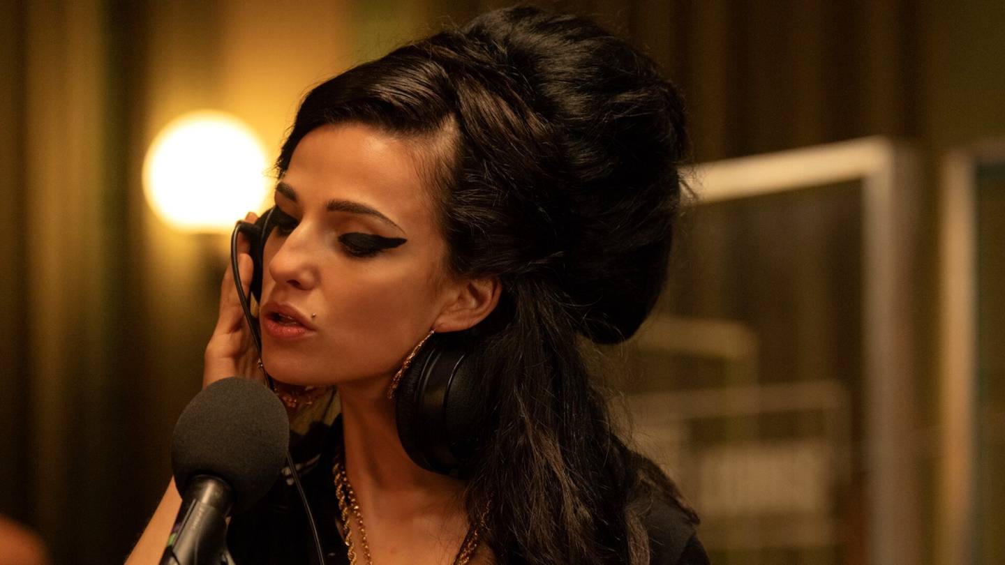 Elokuva-arvio | Draama Amy Winehousesta onnistuu olemaan laulajan näköinen, mutta miksi?