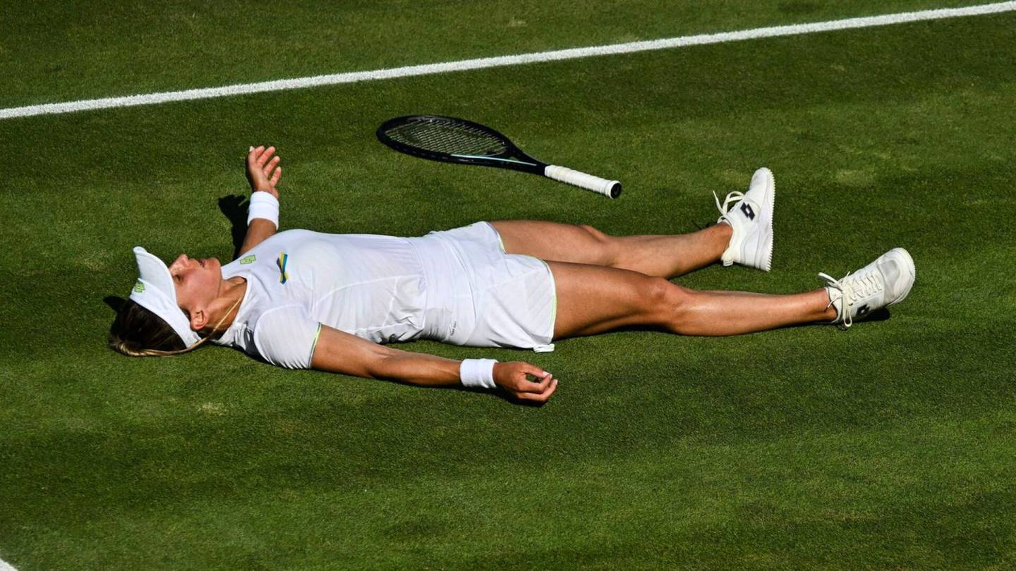 Tennis | Wimbledonissa tehtiin historiaa – näin huiman pitkä taistelu ratkesi