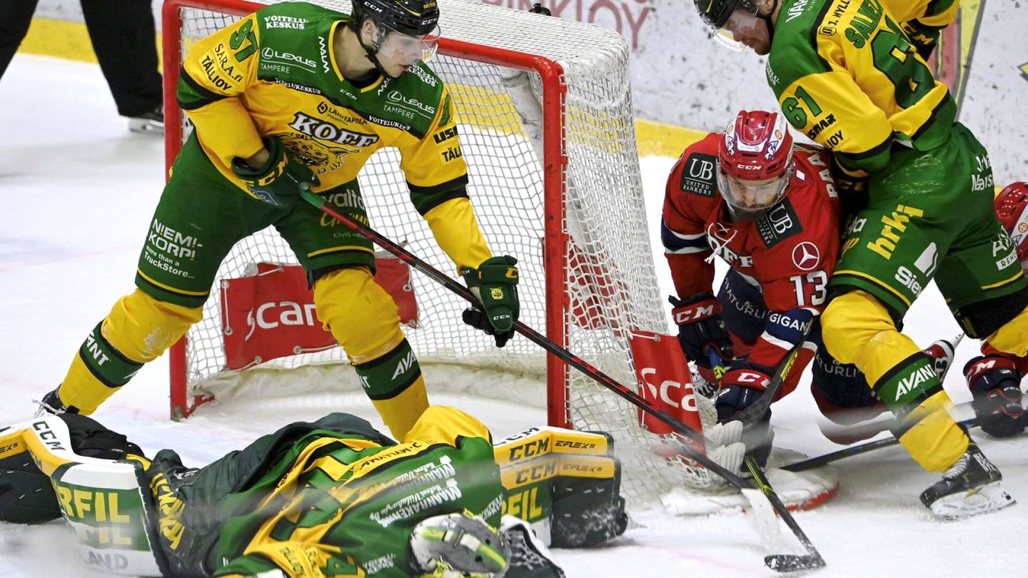 Jääkiekko | HIFK joutui maalivahtiongelmiin, Ilves vei Liigan huippuottelun Stadissa