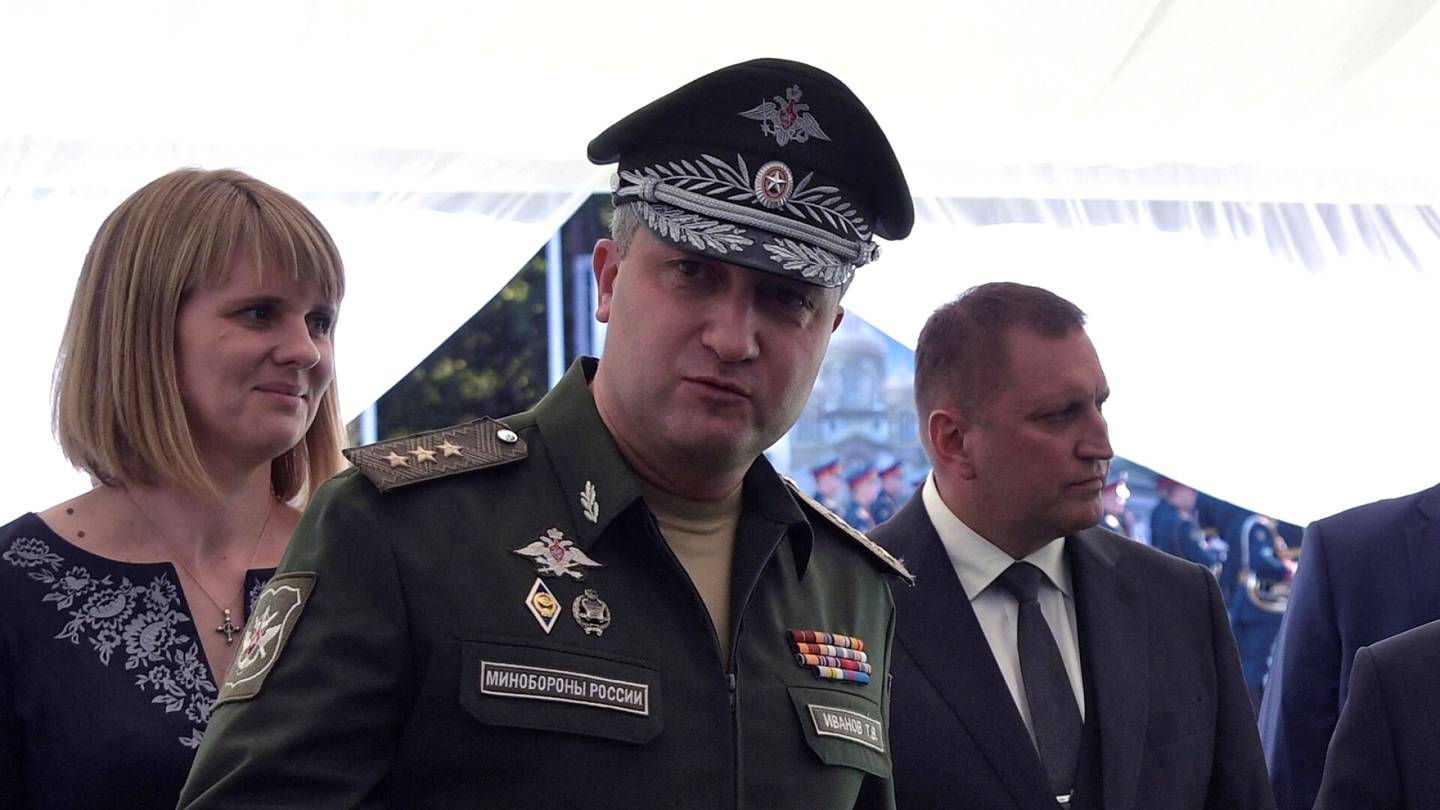 Venäjä | Venäjän vara­puolustus­ministeri pidätetty korruptiosta – huhu­mylly käynnistyi heti