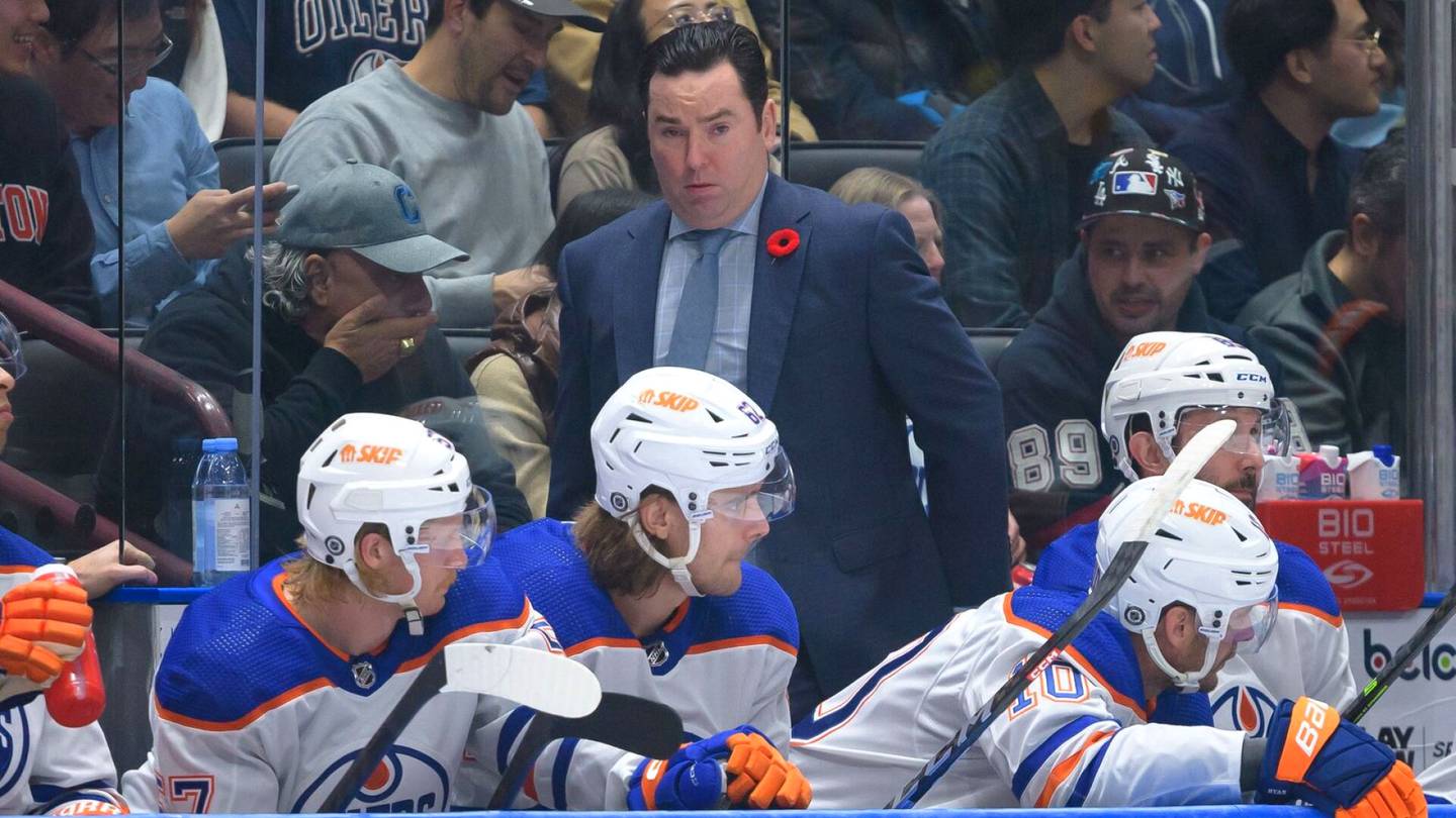 Jääkiekko | Pahasti alisuorittanut Edmonton Oilers antoi potkut pää­valmentajalleen