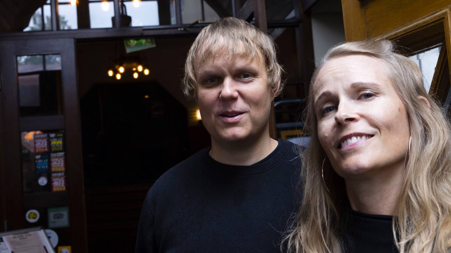 Musiikki | Köyhyydestä ja masennuksesta laulavalla suomalais­yhtyeellä on radikaali ehdotus
