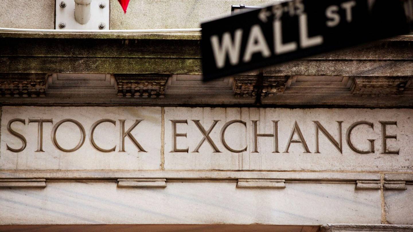 Pörssit | Wall Street sai hieman puhtia vahvistuneista koron­lasku­toiveista