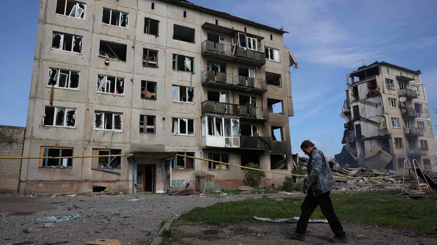 Venäjän hyökkäys | Rintama­tiedot: Venäjä valtasi Otšeretynen tuki­kohta­kaupungin