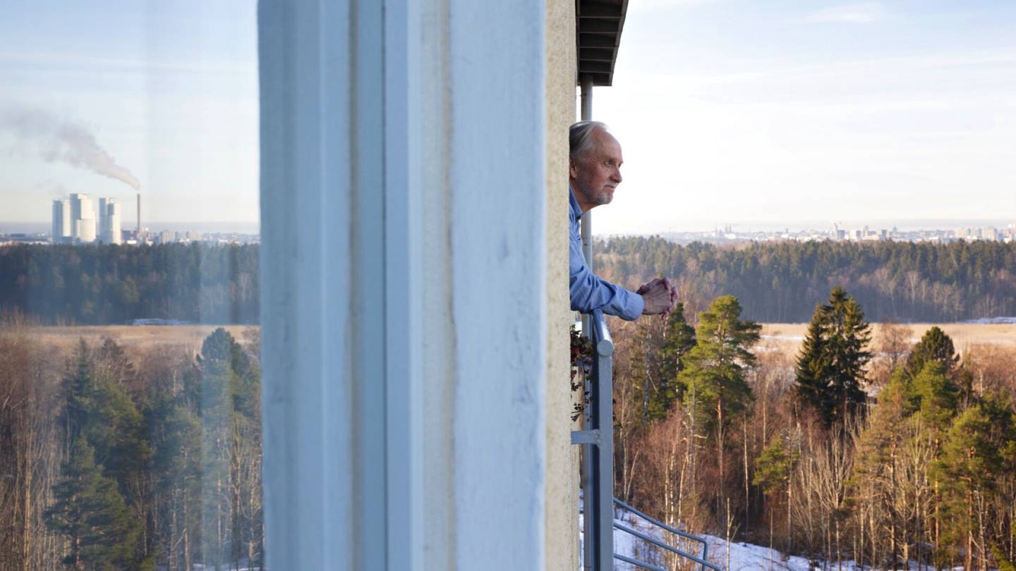 70-vuotias | Arkkitehti ei saa enää suunnitella yksityiskohtia, kritisoi yli sataa kerrostaloa piirtämässä ollut Tapio Saarelainen