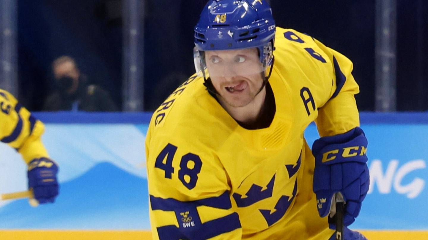 Jääkiekko | Ruotsin MM-pelaaja halusi tehdä palveluksen vedonlyöjälle – nyt uhkana on kilpailukielto