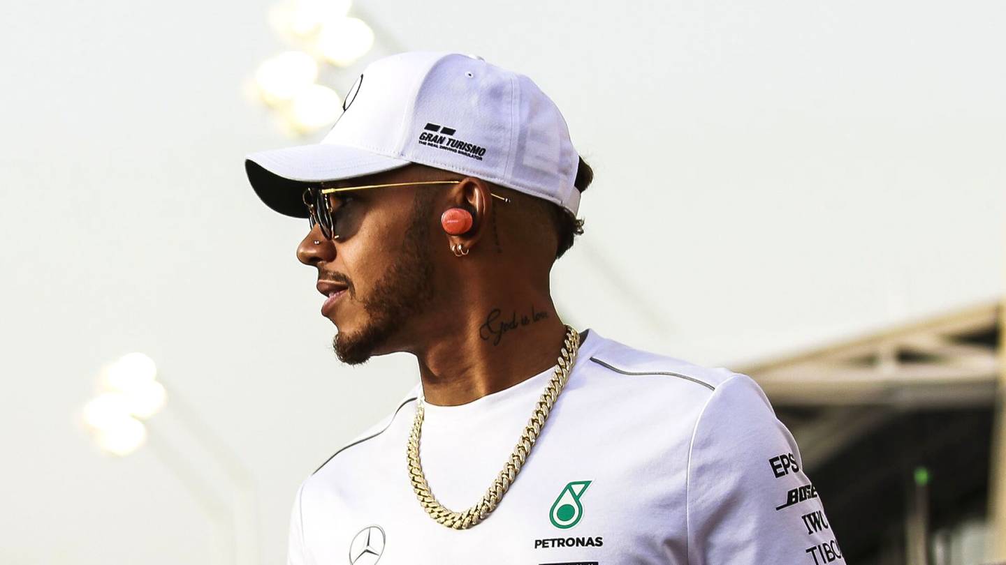 F1 | Sivusto: Lewis Hamiltonille tarjotaan jätti­mäistä sopimusta