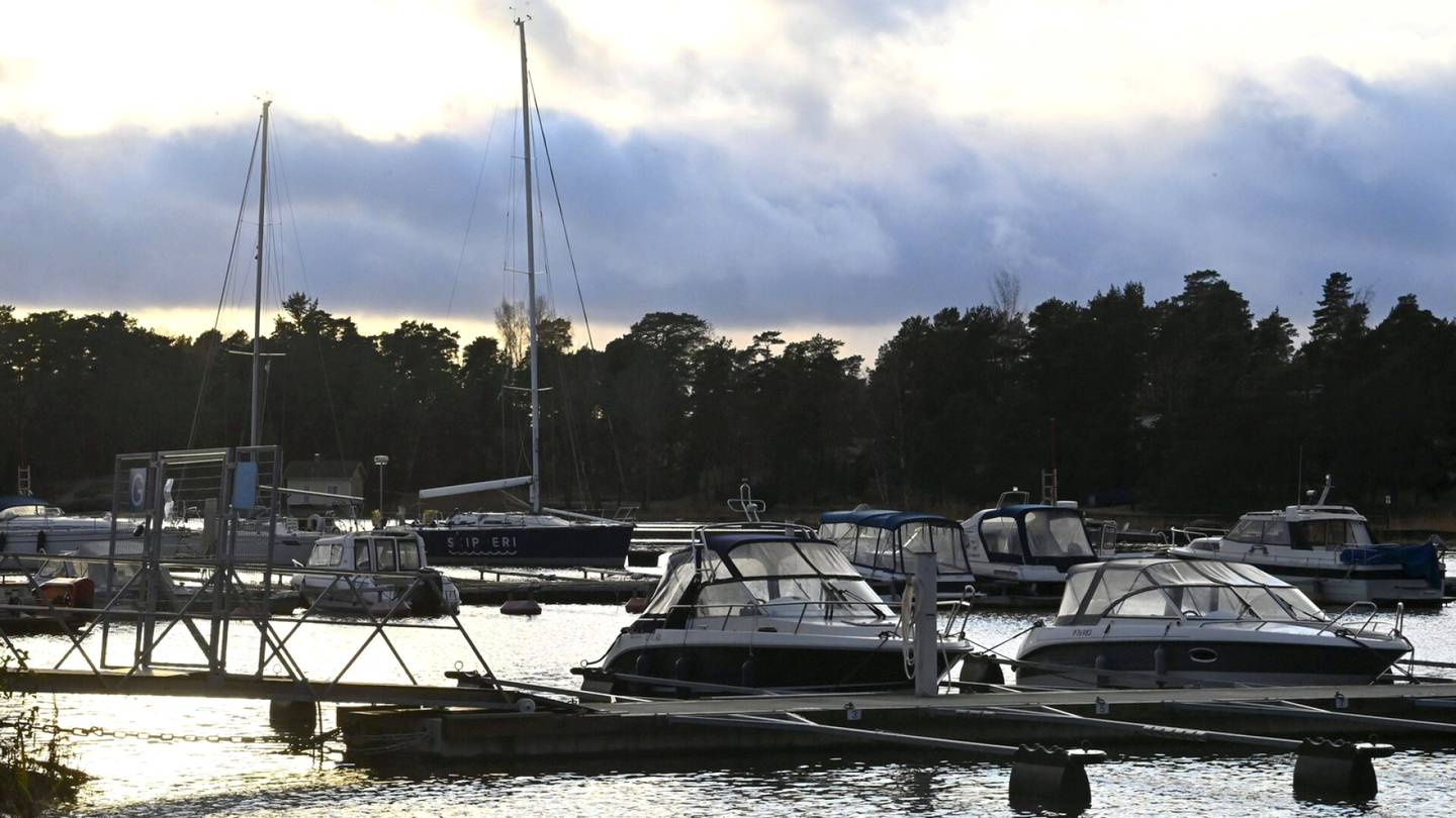 Espoo | Kaksi miestä löytyi kuolleena veneestä – Onnettomuus­tutkinta­keskus ei aloita tutkintaa
