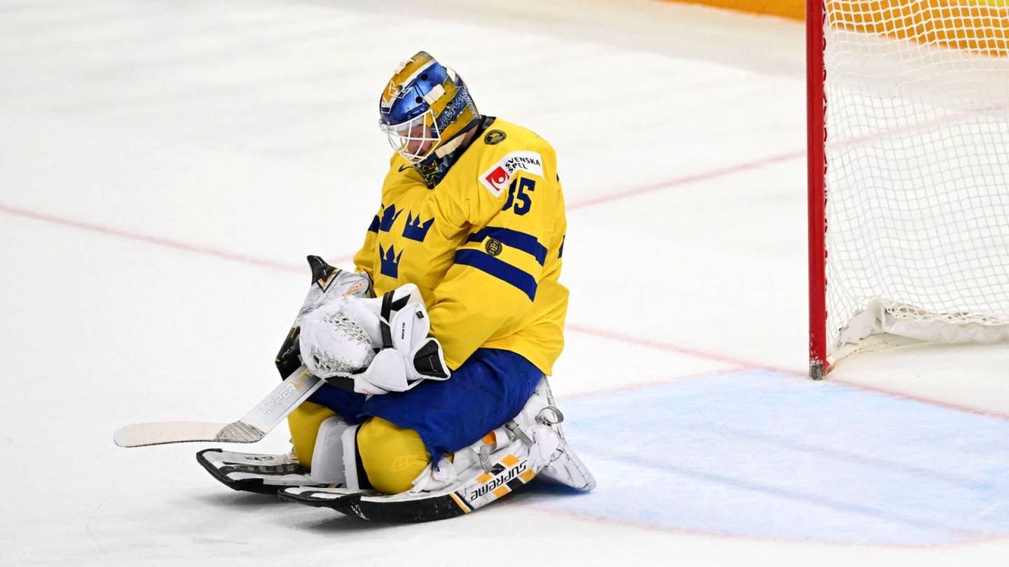 Jääkiekon MM-kisat | Hyvästi Tre Kronor, ruotsalaisten kiekko­retki MM-turnaukseen päättyi – Leijonien huippu­välierä Kanadaa vastaan näyttää yhdeltä vaihtoehdolta