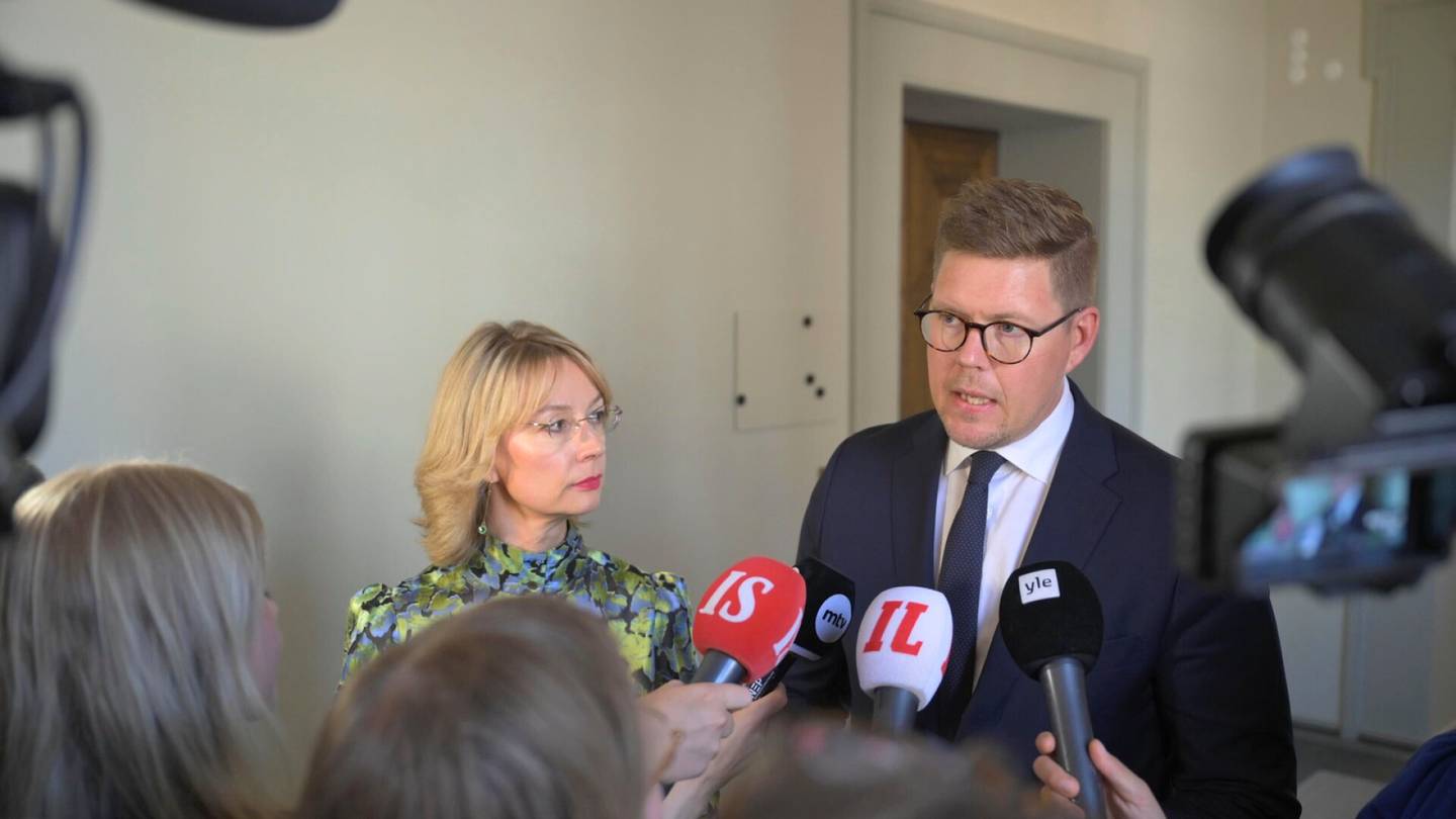 Itäraja | Sdp hyväksyi hallinto­valiokunnan neuvottelu­tuloksen – ”Käännytyslaki” etenee