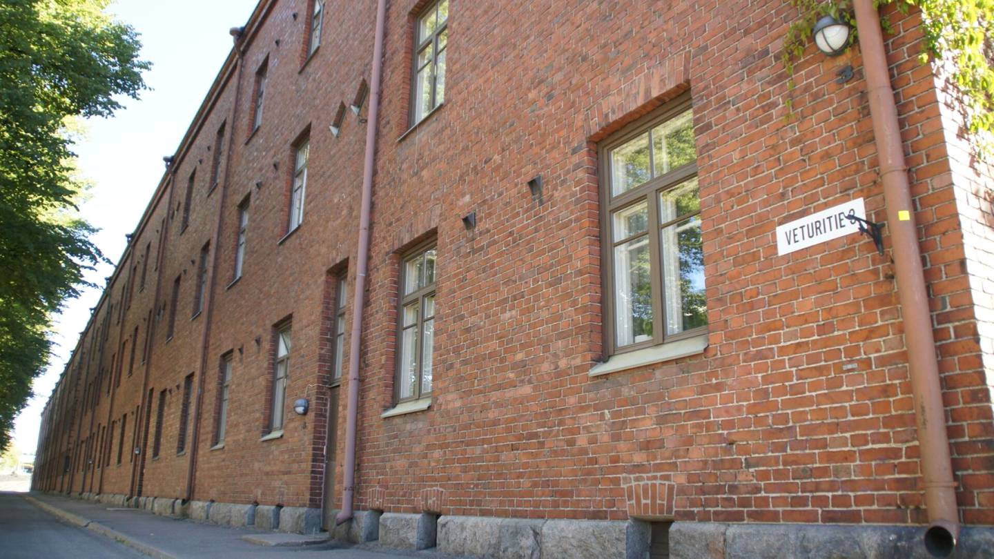 HS Helsinki | Historiallinen kerrostalo on seissyt vuosia tyhjillään Pasilassa – Tora­linnan kohtalo on edelleen hämärän peitossa