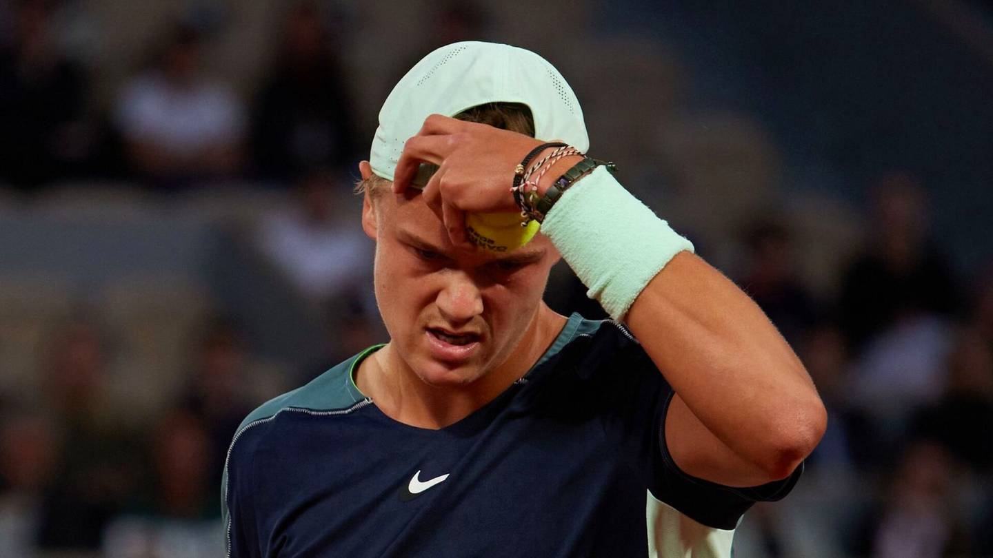 Tennis | Tausta­joukoilleen kiivaasti huutaneen tanskalaisen teinitähden käytös saa ankaraa kritiikkiä