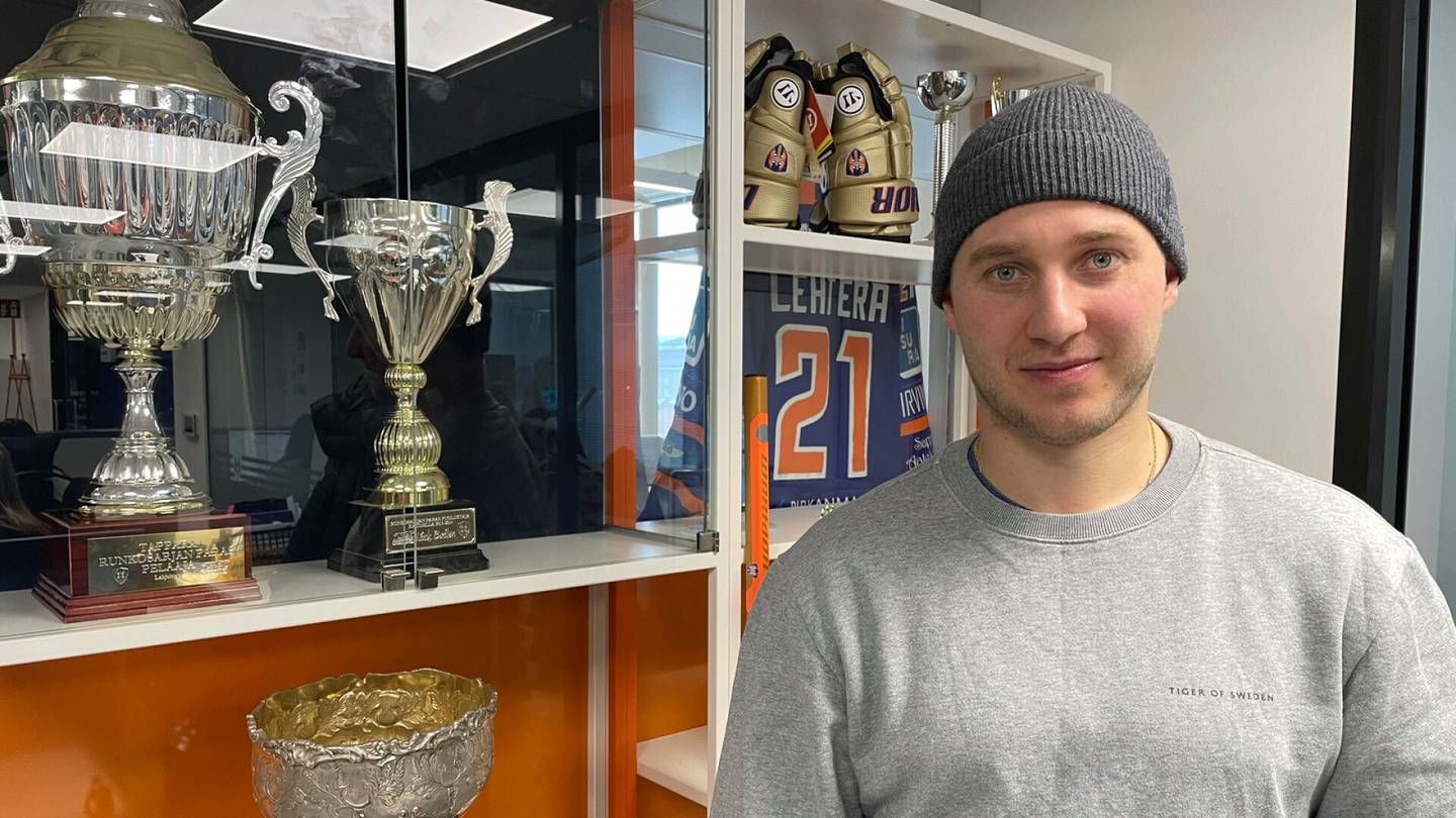 Jääkiekko | Tapparaan palannut Anton Levtchi myöntää huonon kielitaidon olleen ongelma NHL-reissulla: ”Olin paljon yksinäni”