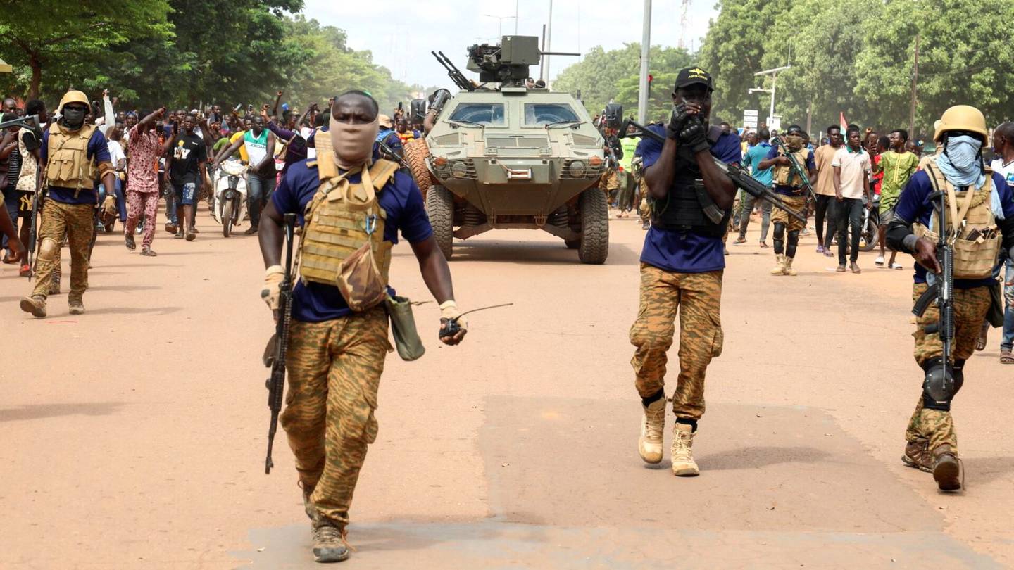 Burkina Faso | Ainakin 53 sotilasta ja vapaaehtoista kuoli taisteluissa