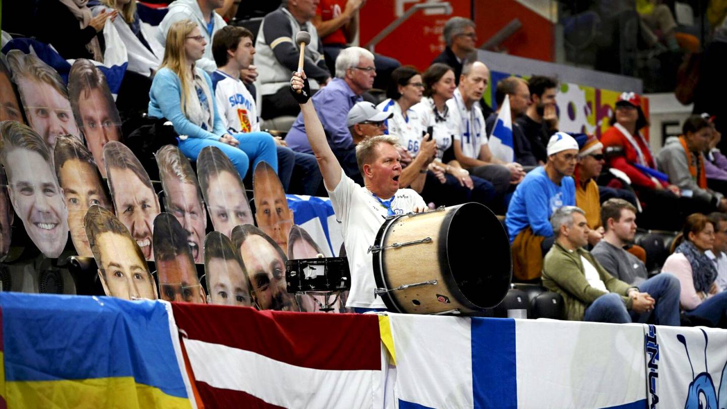 Salibandy | Saksa jyräsi murskaavasti Suomen vastustajaksi MM-salibandyssä