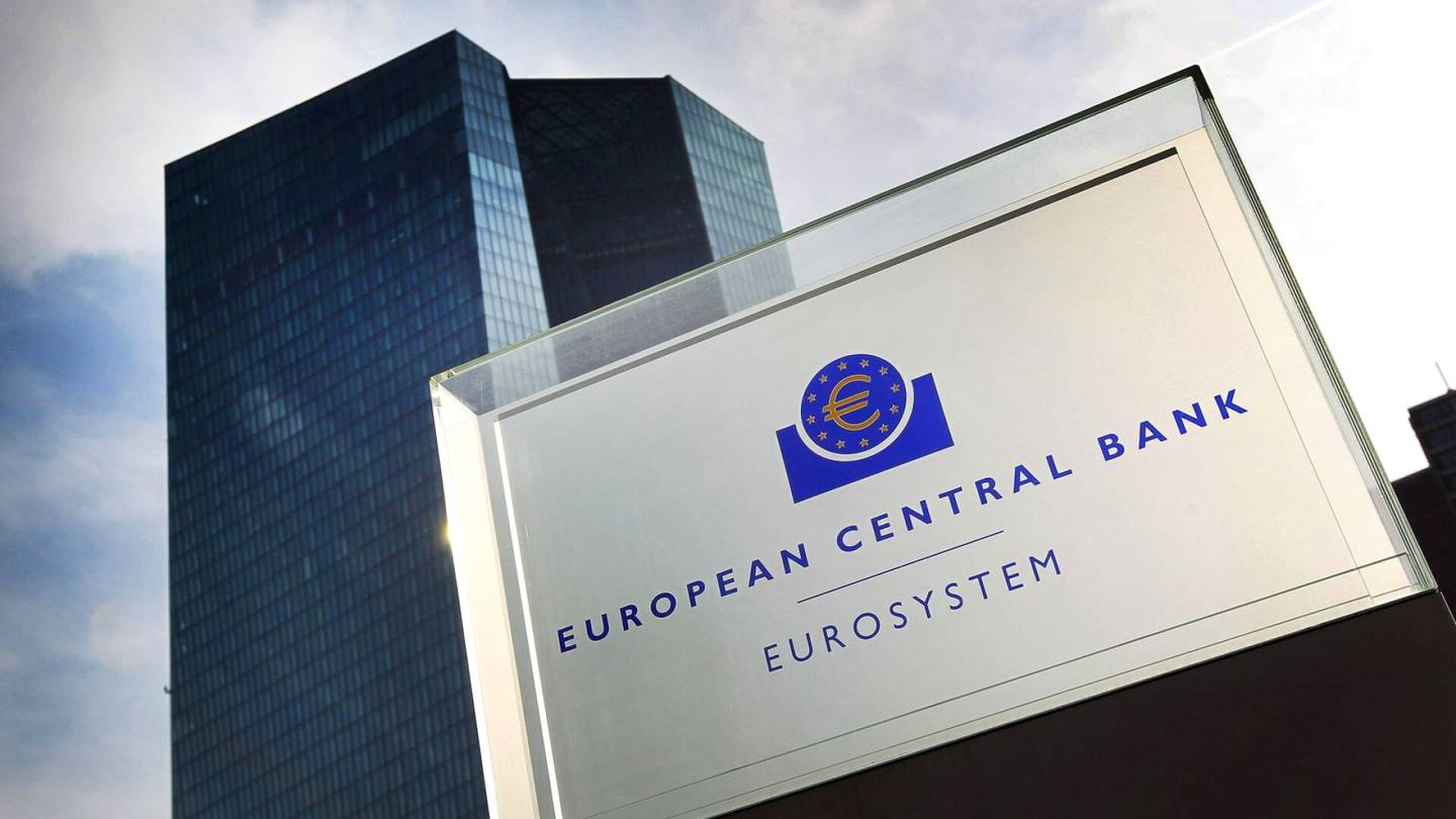 Korot | Ekonomistit Bloombergille: EKP laskee korkoja odotettua useammin