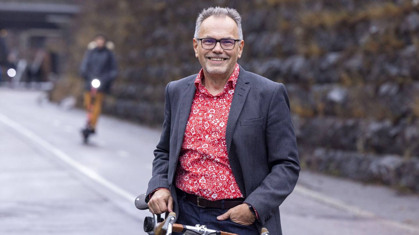 60-vuotias | Jarmo Eskelisen johdolla etsitään tapoja rakentaa reilua digitaalista yhteiskuntaa