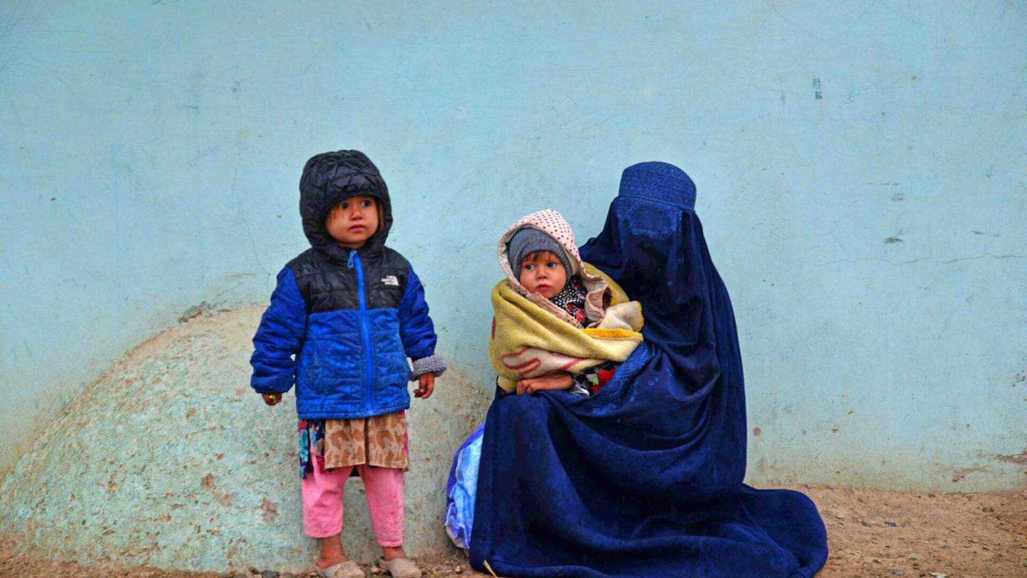 Maahanmuutto | Kaikille afganistanilaisille naisille ja tytöille myönnetään pakolais­asema