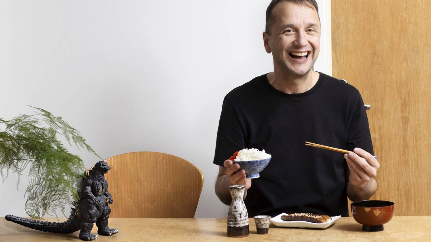 Bravuuri | Heikki Valkama tietää kaiken japanilaisesta keittiöstä ja esittelee herkullisen arkiruokareseptin: ”Onhan tämä yhdistelmä todella addiktoiva”