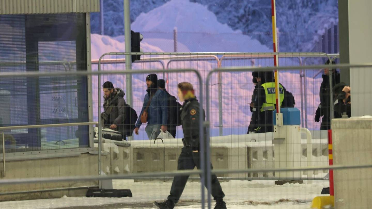 Itäraja | Vaalimaalle saapunut perjantaina 71 turva­paikan­hakijaa