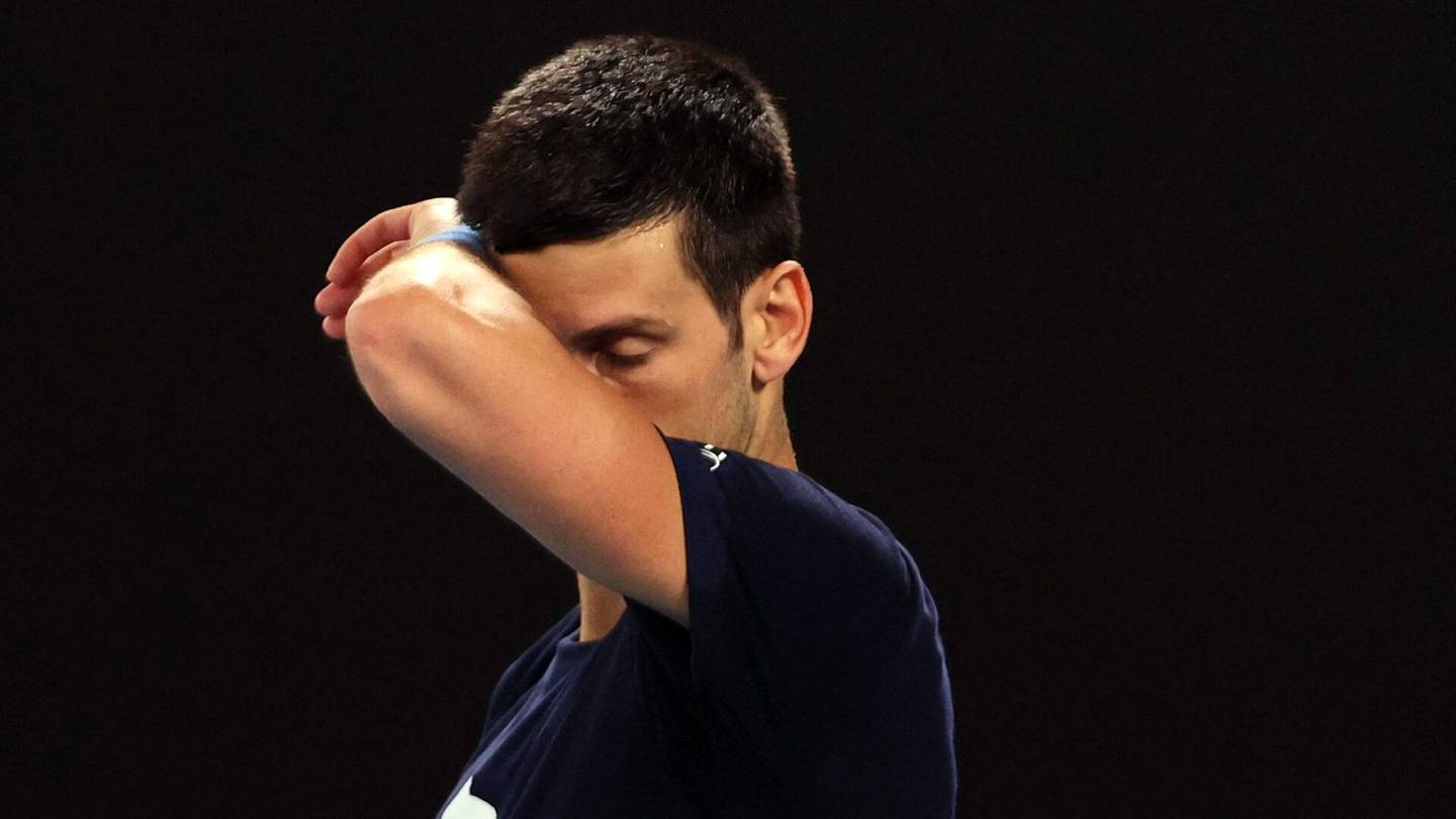 Tennis | Novak Djokovic yrittää kumota viisuminsa perumisen juuri ennen tennis­turnauksen alkua
