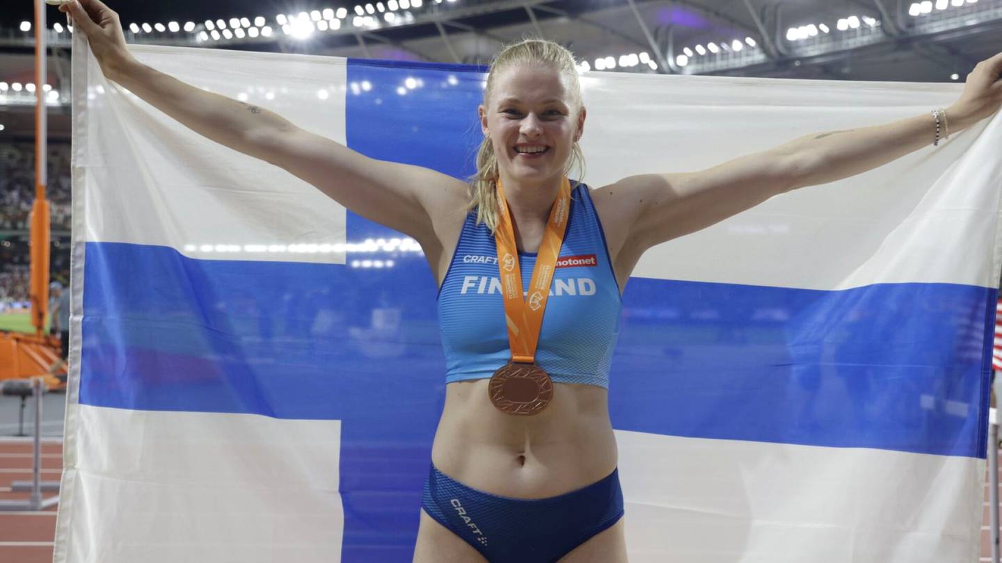 Yleisurheilun MM-kisat | Wilma Murto otti uuden seipään korkeuteen, johon kisa päättyi: ”Oli helppo päätös vaihtaa”