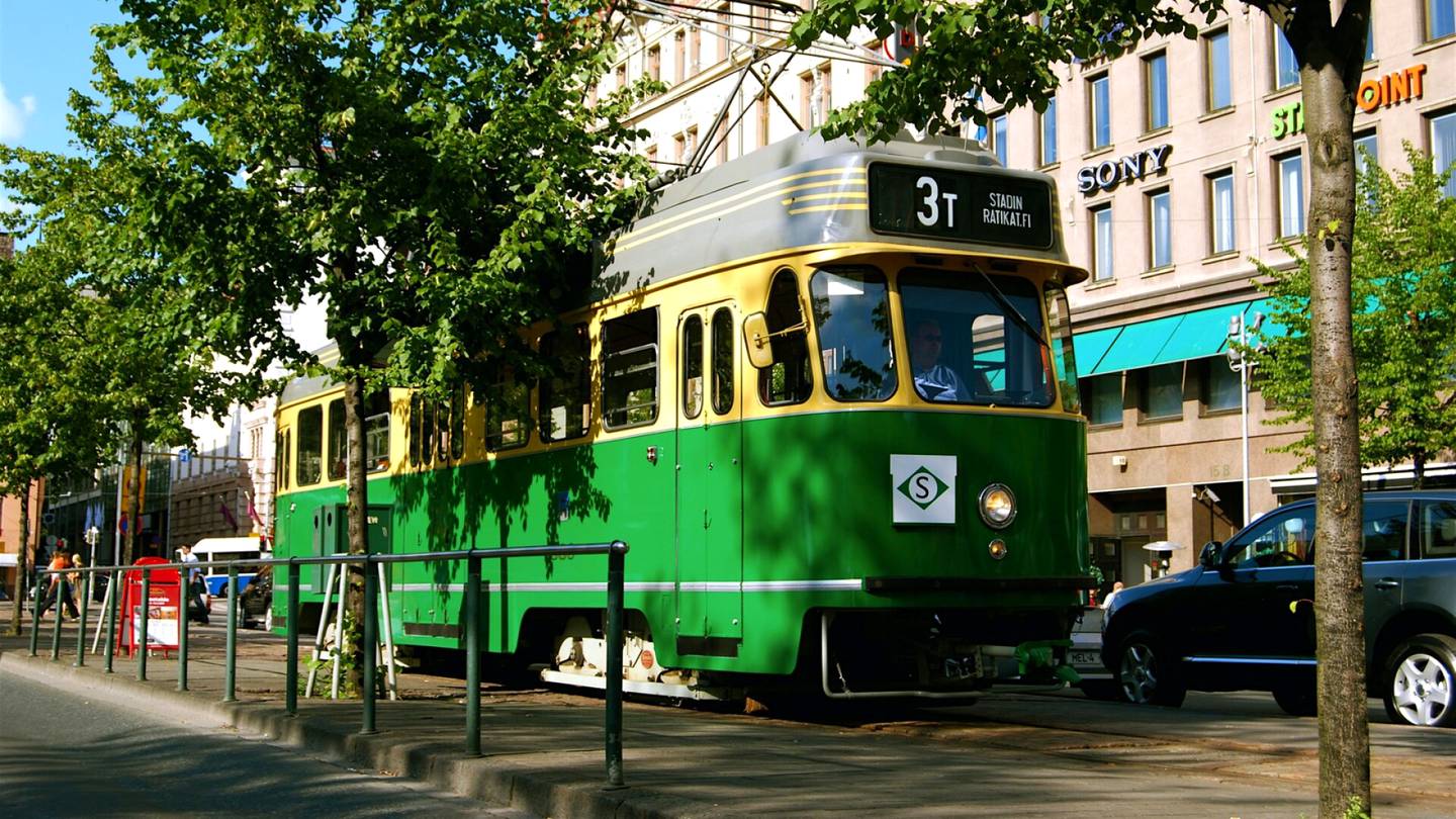 Helsinki | Historiallisia raitio­vaunuja on pakko purkaa: ”Helsingin kaupungilta ei löytynyt rahoitusta”