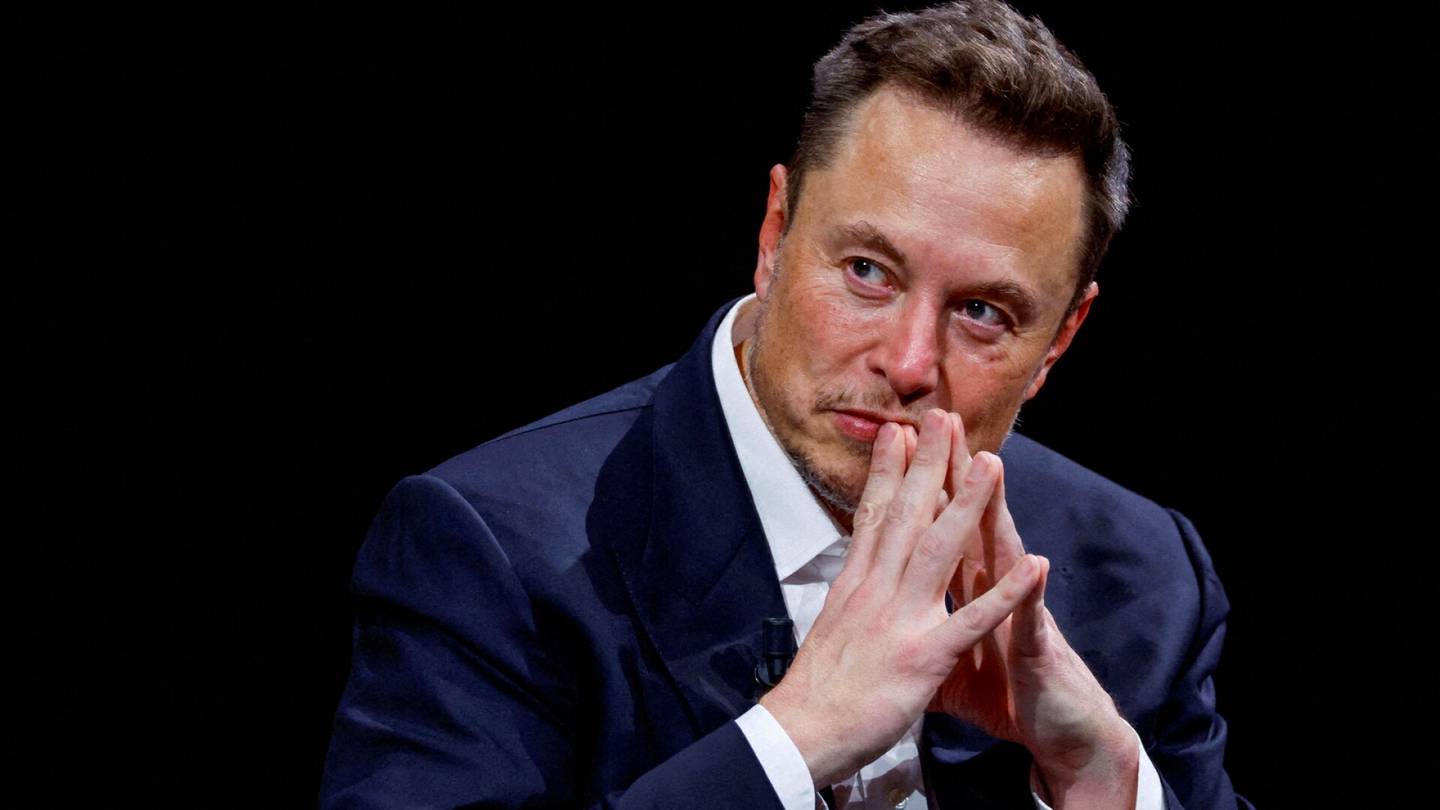 Autoteollisuus | Elon Musk erotti Teslan lataus­pisteistä vastaavan yksikön