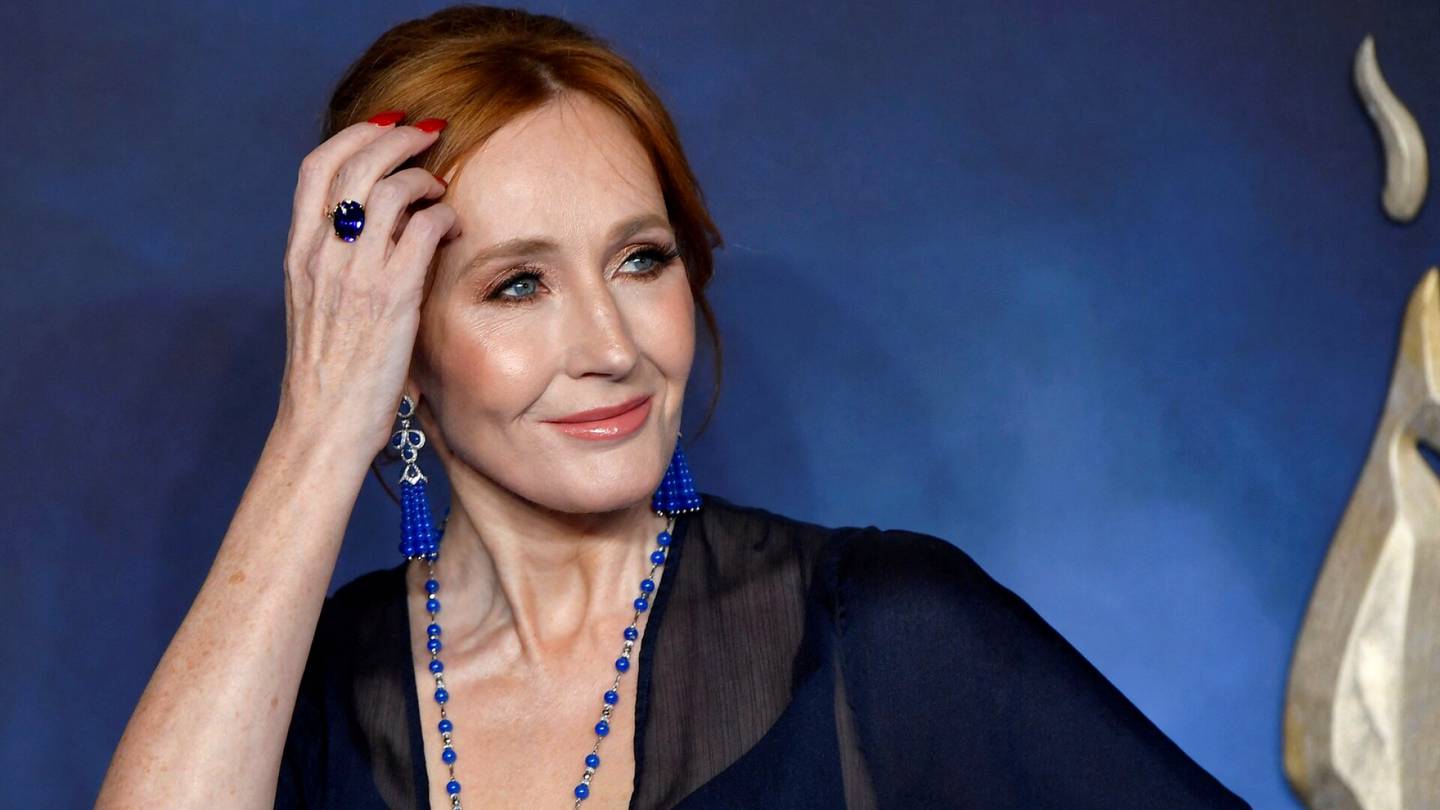 Skotlanti | J.K. Rowling myrskyn silmässä uuden lain takia: ”Odotan innolla, että minut pidätetään”