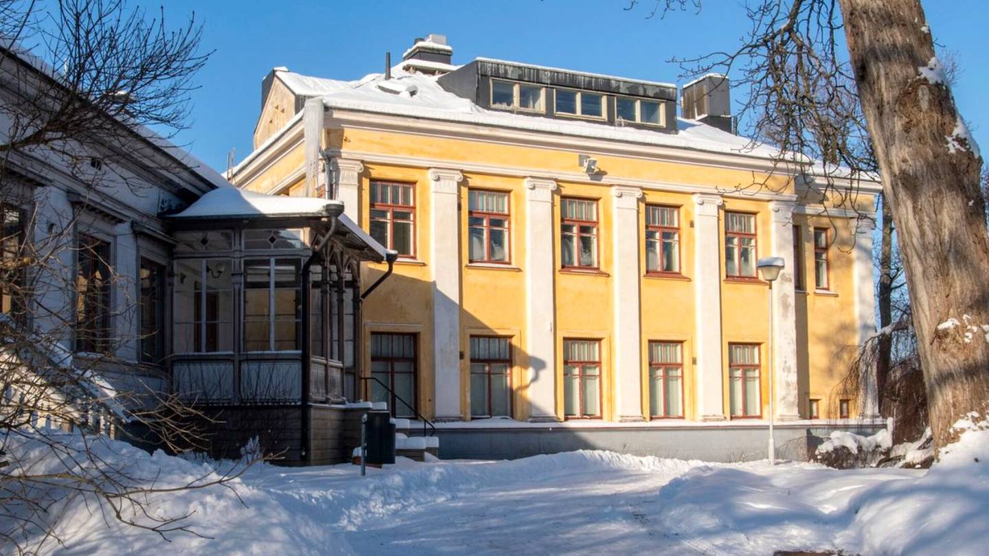 Kiinteistöt | Helsinki omistaa lähes 200 historiallista rakennusta, joista ei ole sille mitään iloa: Nyt kaupunki opastaa niiden ostossa