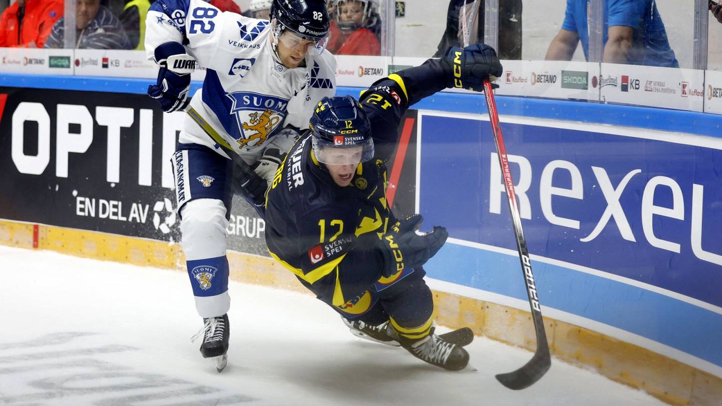 Jääkiekko | Jesse Puljujärvi ratkaisi voiton Ruotsista – Leijonat vakuuttavassa iskussa MM-kisojen kynnyksellä
