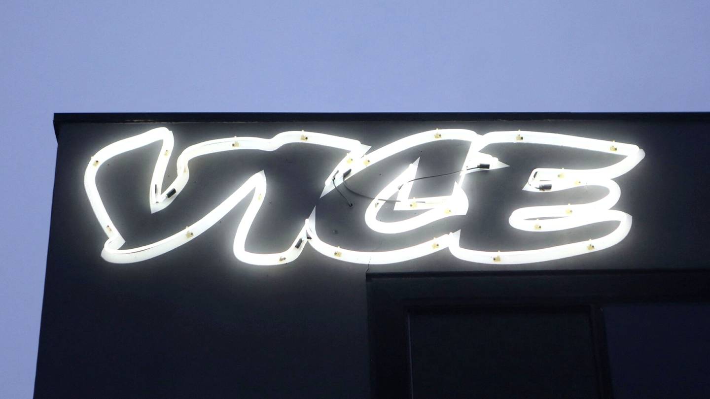 Media | Vaikeuksissa oleva Vice Media aikoo lopettaa verkko­sivunsa, satoja työn­tekijöitä uhkaa irtisanominen