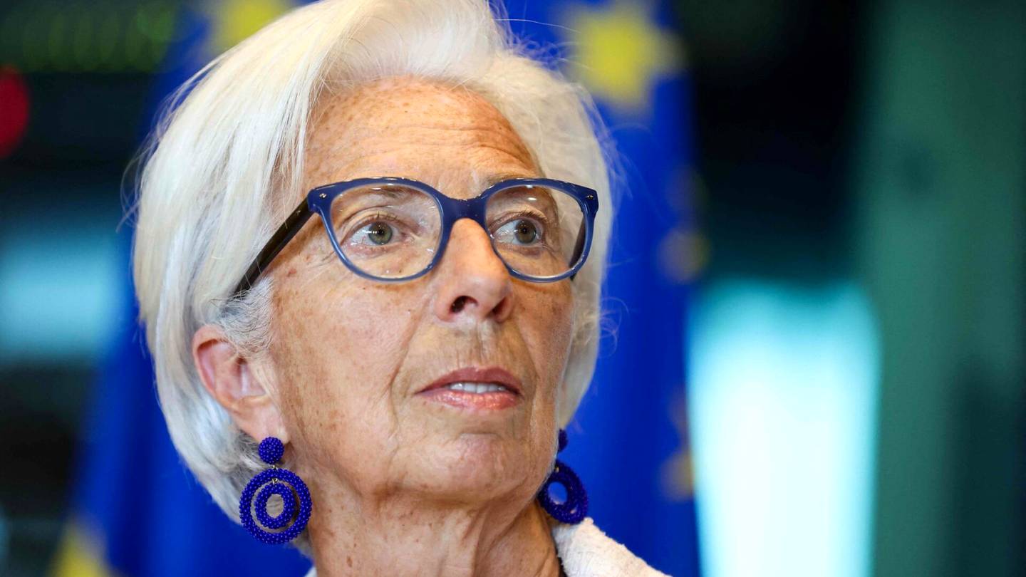 Suora lähetys | Euroopan keskus­pankki kiristää taas raha­politiikkaa ja vihjaa jatkavansa koronnostoja