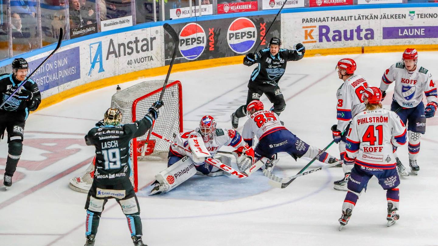 Jääkiekko | Telaketjumies upotti HIFK:n – Leo Komarov sikaili suihkukomennuksen